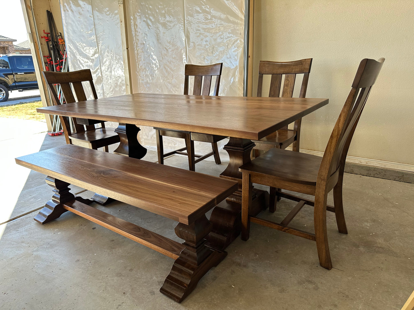 The Oakley Table