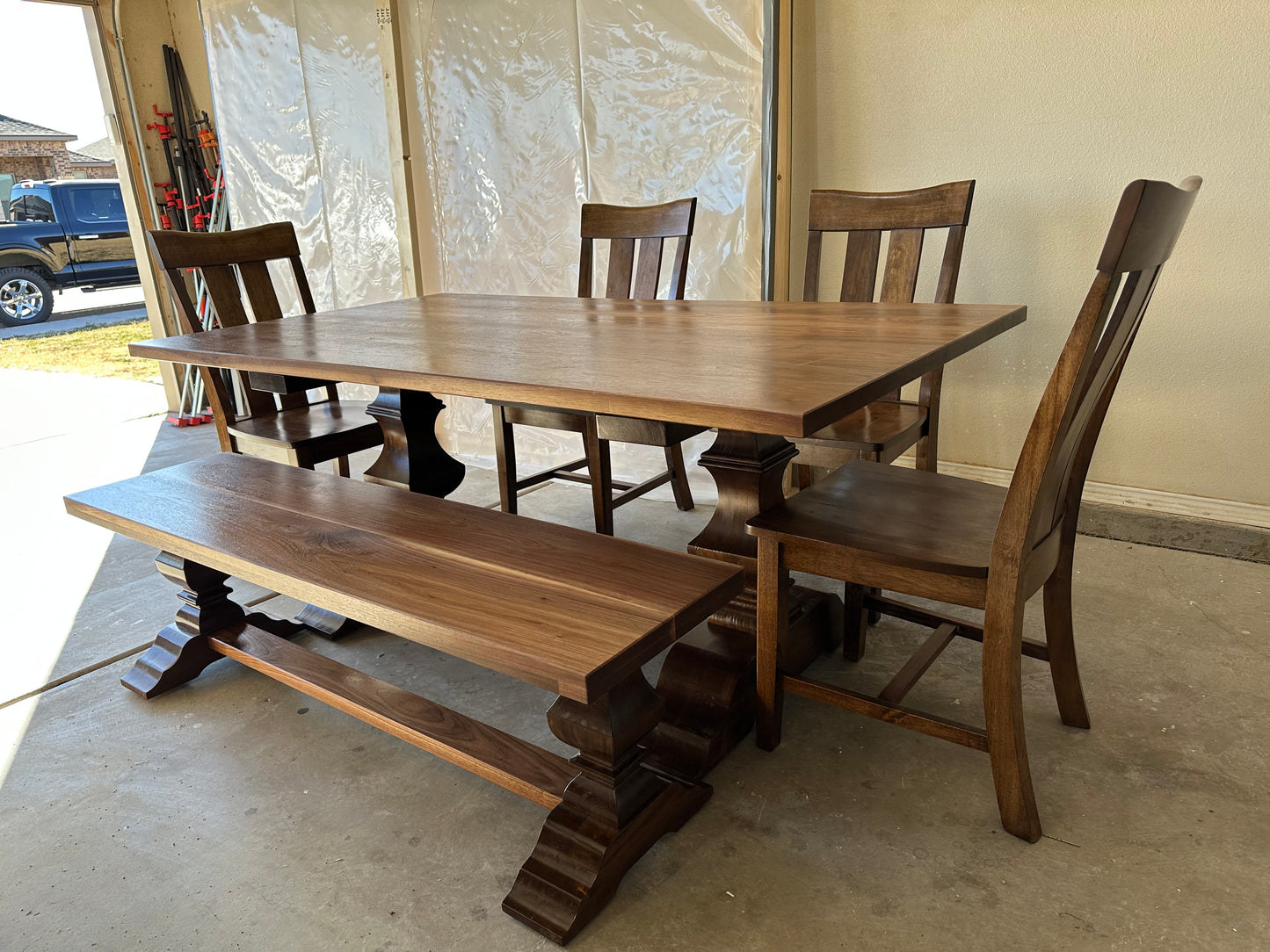 The Oakley Table