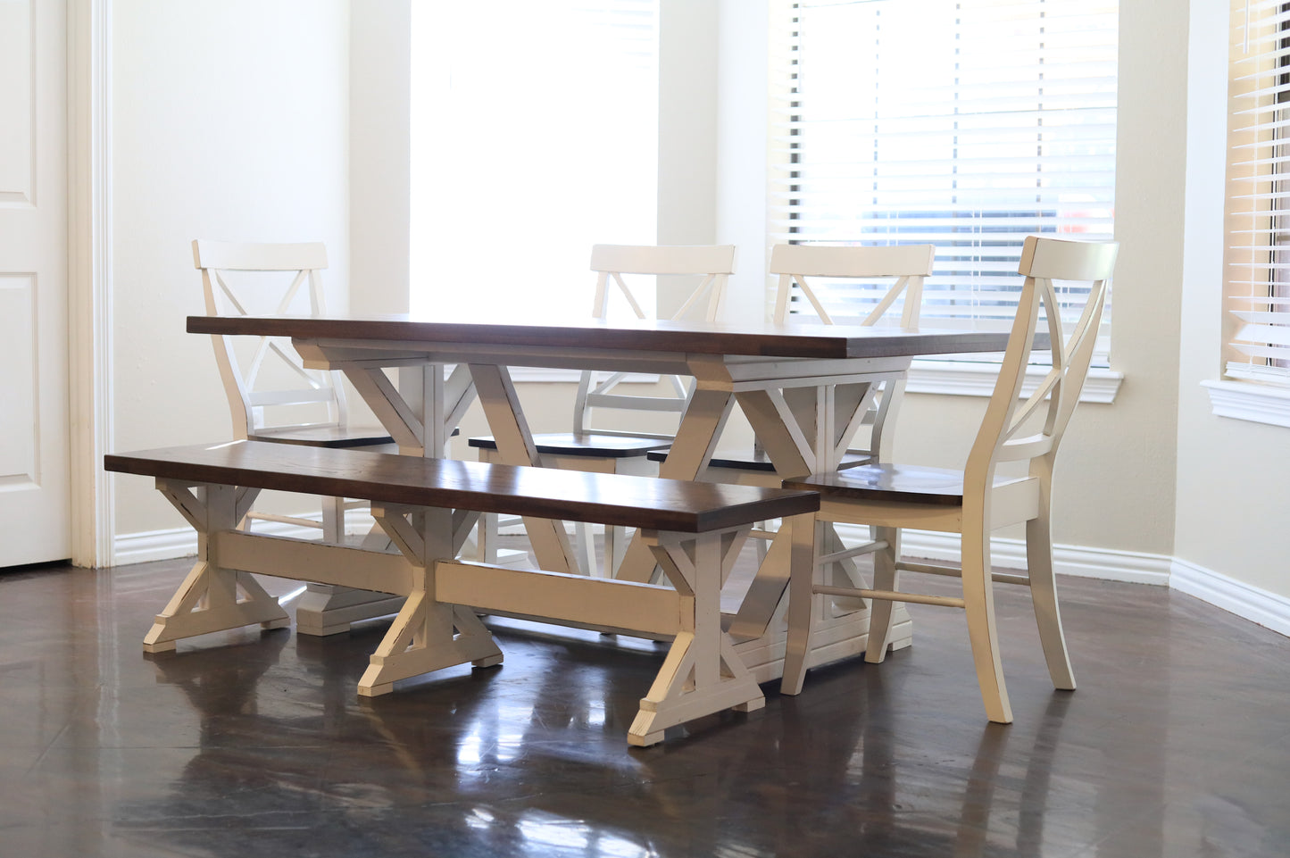 The Savannah Table